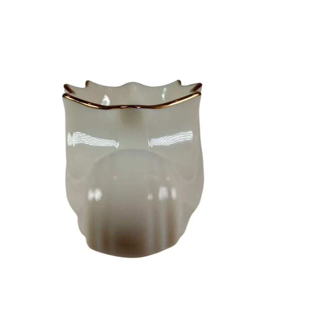 Lenox Ivory Fine China Cornucopia‎ Vase Gold Trim Scalloped Shell Scroll Handle